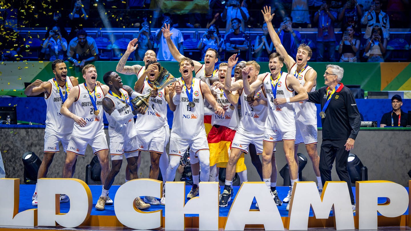 Basketball Manila Pasay 10.09.2023 FIBA Basketball World Cup 2023 Weltmeisterschaft der Männer Finale Deutschland (GER) (Foto: IMAGO, camera4+)