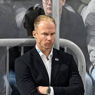 Trainer Johan Lundskog muss bei den Mannheimer Adlern gehen (Foto: picture-alliance / Reportdienste, Picture Alliance)