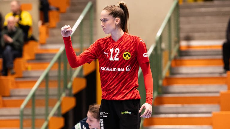 Sarah Wachter, geboren in Schorndorf, spielt für Borussia Dortmund im Tor. (Foto: picture-alliance / Reportdienste, Picture Alliance)