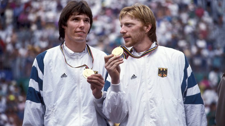 Boris Becker und Michael Stich bei dem olympischen Spielen 1992 (Foto: IMAGO, imago/Laci Perenyi)