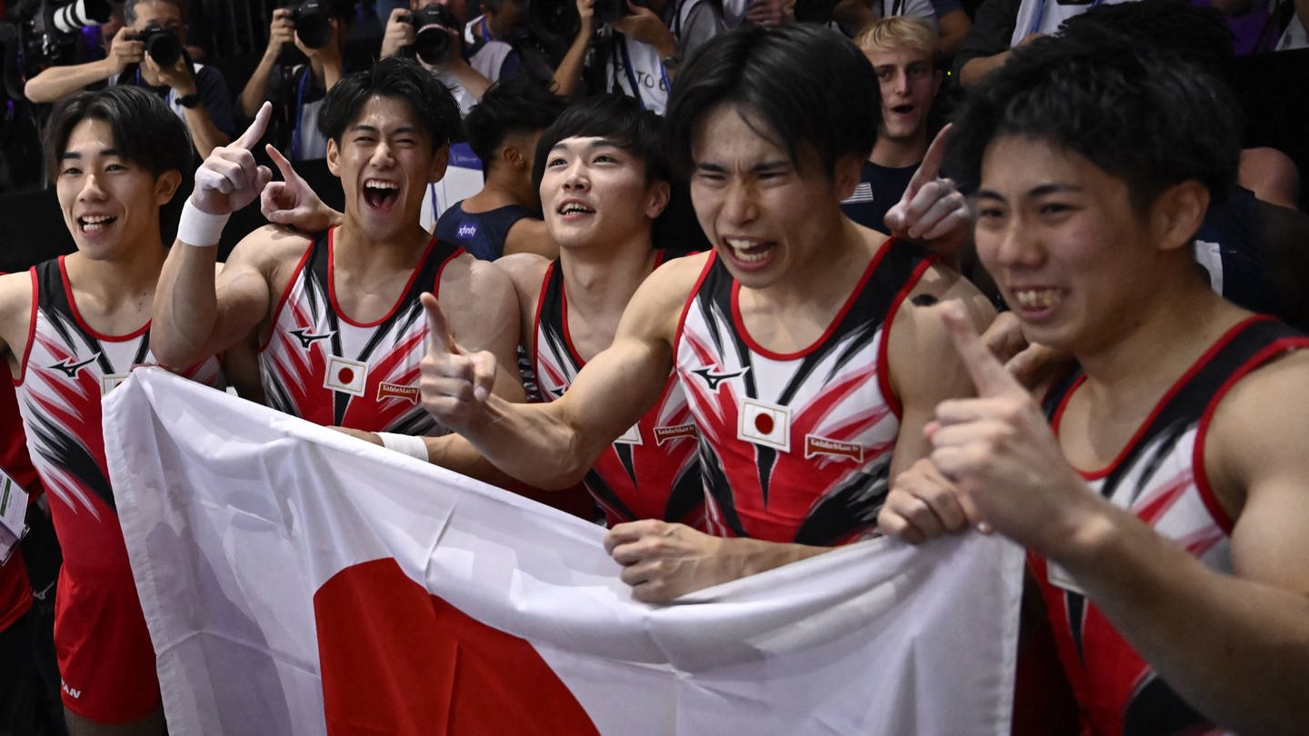 Japan hat bei der Turn-WM in Antwerpen die Gold-Medaille gewonnen - vor China und den USA. Deutschland beendete den Wettkampf auf Platz sechs. (Foto: IMAGO, IMAGO / Belga)