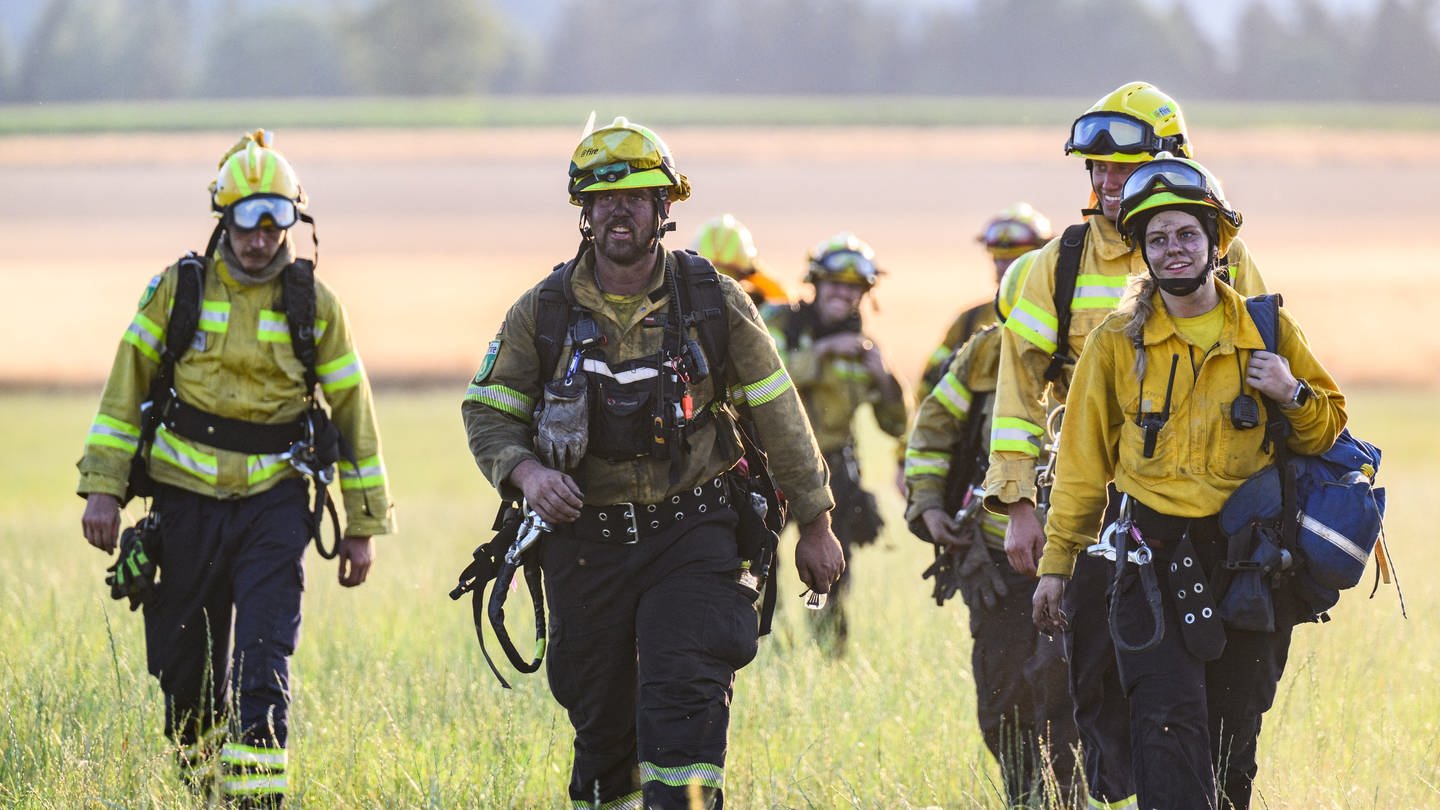 Freiwillige Feuerwehrleute des Internationalen Katastrophenschutz Deutschland 