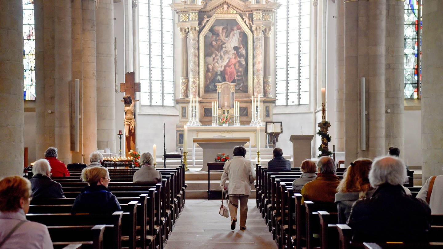 Die Kirchen mit immer weniger Mitgliedern in Deutschland (Foto: dpa Bildfunk, Picture Alliance)