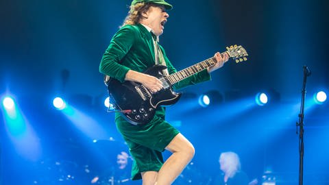 Angus Young (Foto: picture-alliance / Reportdienste, Marc Nader)