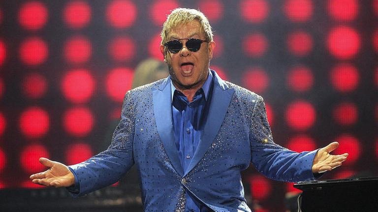 Elton John während eines Auftritts in Rio de Janeiro. (Foto: picture-alliance / dpa, picture-alliance / dpa - Antonio Lacerda)