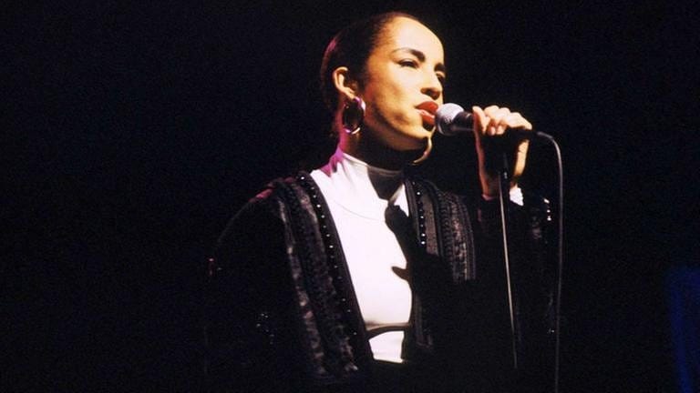 Sade bei ihrem Konzert im ICC Berlin am 9. März 1986
