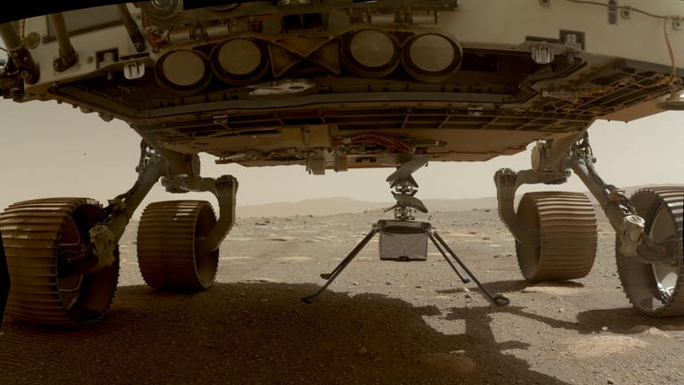 Perseverance Projekt der NASA: "Ingenuity", die Mars-Drohne, wird für den Erstflug vorbereitet (Foto: NASA/JPL-Caltech/MSSS)