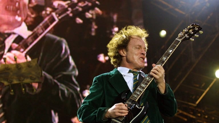 Angus Young 2001 (Foto: picture-alliance / Reportdienste, Michael Helbig)