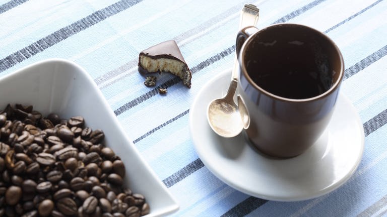 Marzipan und Kaffee (Foto: IMAGO,  imagebroker)