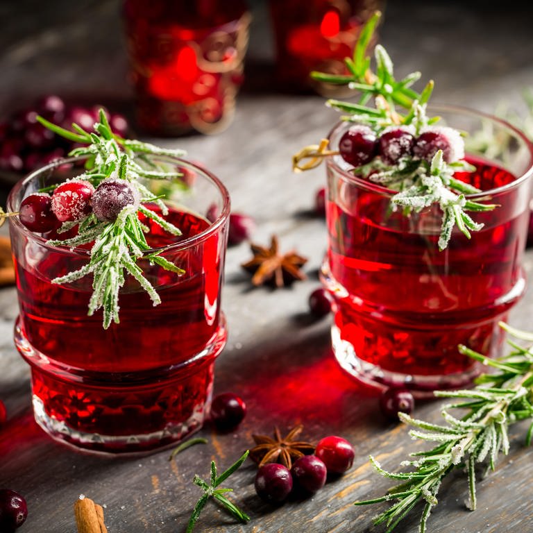 Cranberry mulled wine with rosemary for Christmas and winter time
