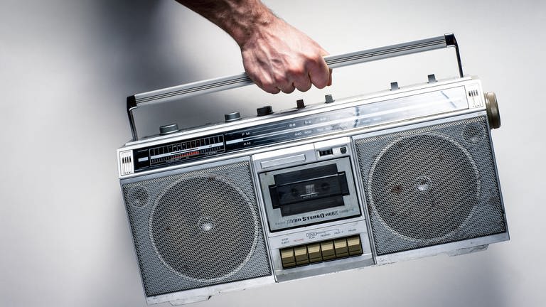 Alter Stereo-Kassettenrekorder (Foto: dpa Bildfunk, Greg Huszar)
