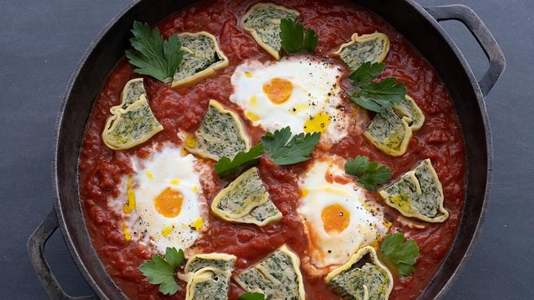 Schwäbische Shakshuka mit Maultaschen