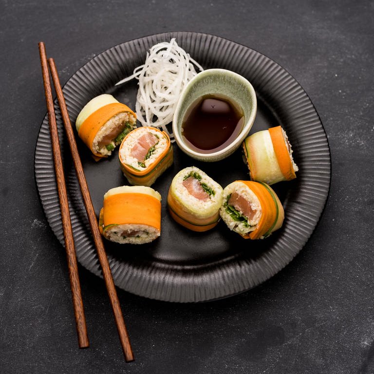 Regenbogen Sushi (Foto: SWR, trickytine)