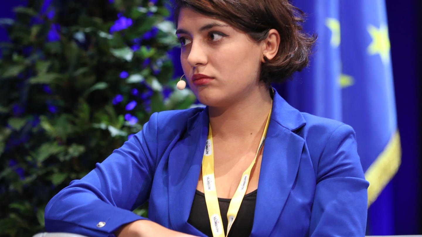 Die Politologin, Autorin und Schauspielerin Nini Tsiklauri tritt für Europa und die EU ein (Foto: picture-alliance / Reportdienste, picture alliance/APA/picturedesk.com)