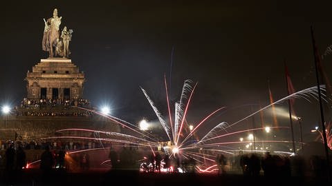 Feuerwerk am Deutschen Eck (Foto: picture-alliance / Reportdienste, Thomas Frey)