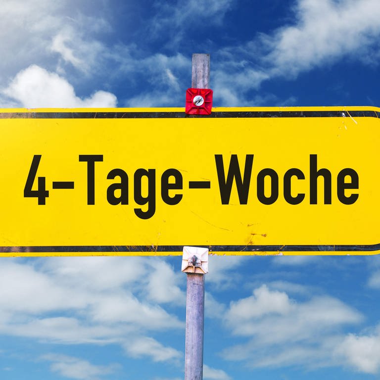 Wegweiser Vier-Tage-Woche (Foto: dpa Bildfunk, picture alliance / CHROMORANGE | Christian Ohde)