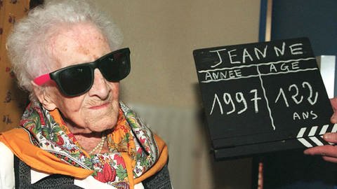 Jeanne Calment, die älteste Frau der Welt, 1997.  | Wie alt können wir in Zukunft werden? (Foto: dpa Bildfunk, Picture Alliance)