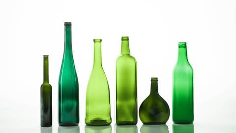 Grüne Flaschen bestehen aus bis zu 90 Prozent Altglas.