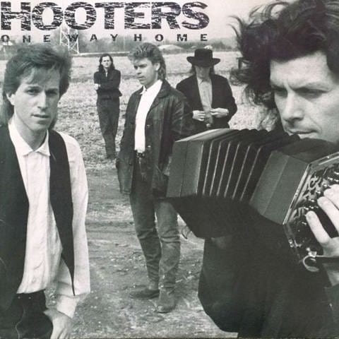 Vor 35 Jahren brachten die Hooters ihr Album "One Way Home" raus. Bei uns in Deutschland war davor und danach kein Album der Band so erfolgreich wie dieses. (Foto: Columbia Records)