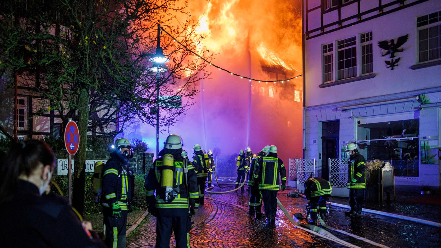 Feuerwehreinsatz (Foto: picture-alliance / Reportdienste, Picture Alliance)