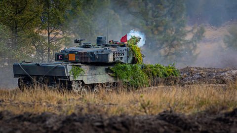 Leopard 2 - Panzer im Feld (Foto: picture-alliance / Reportdienste, Picture Alliance)