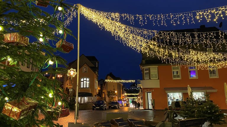 Weihnachten in Rheinland-Pfalz: In diesen Regionen leuchtet es besonders schön. (Foto: SWR)