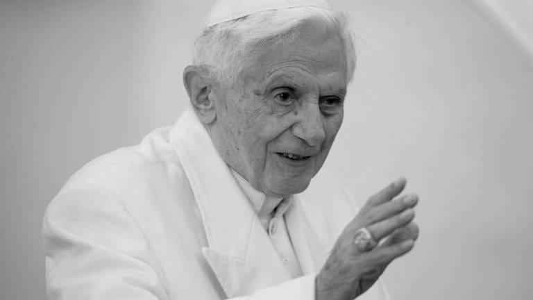 Emeritierter Papst Benedikt XVI. ist tot (Foto: dpa Bildfunk, Picture Alliance)