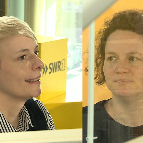 Die Autorinnen Susann Brückner und Caroline Kraft im SWR1 Studio (Foto: SWR)