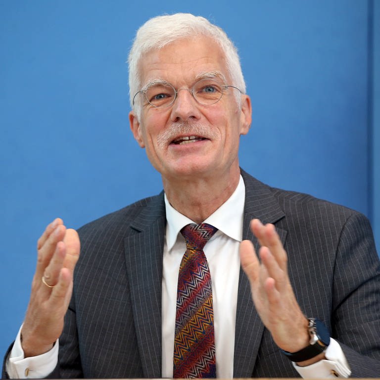 Andreas Schleicher, OECD-Direktor für Bildung und Kompetenzen spricht in SWR1 Leute über  (Foto: dpa Bildfunk, picture alliance/dpa | Wolfgang Kumm)