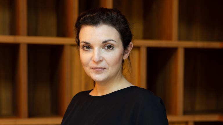 Natalya Nepomnyashcha, Unternehmensberaterin und Gründerin von "Netzwerk Chancen", spricht in SWR1 Leute über Chancengleichheit