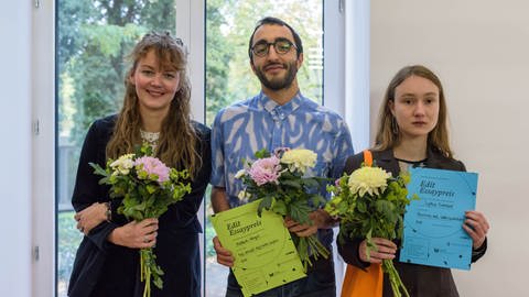 Die Preisträger des EDIT Essaypreises 2019: Lisa Krusche, Mazlum Nergiz, Sophia Eisenhut  (Foto: EDIT/Alexandra Ivanciu)