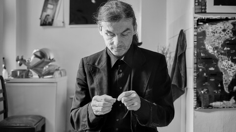 Der Knotenkünstler Jens Risch (Foto: Jörg Baumann)
