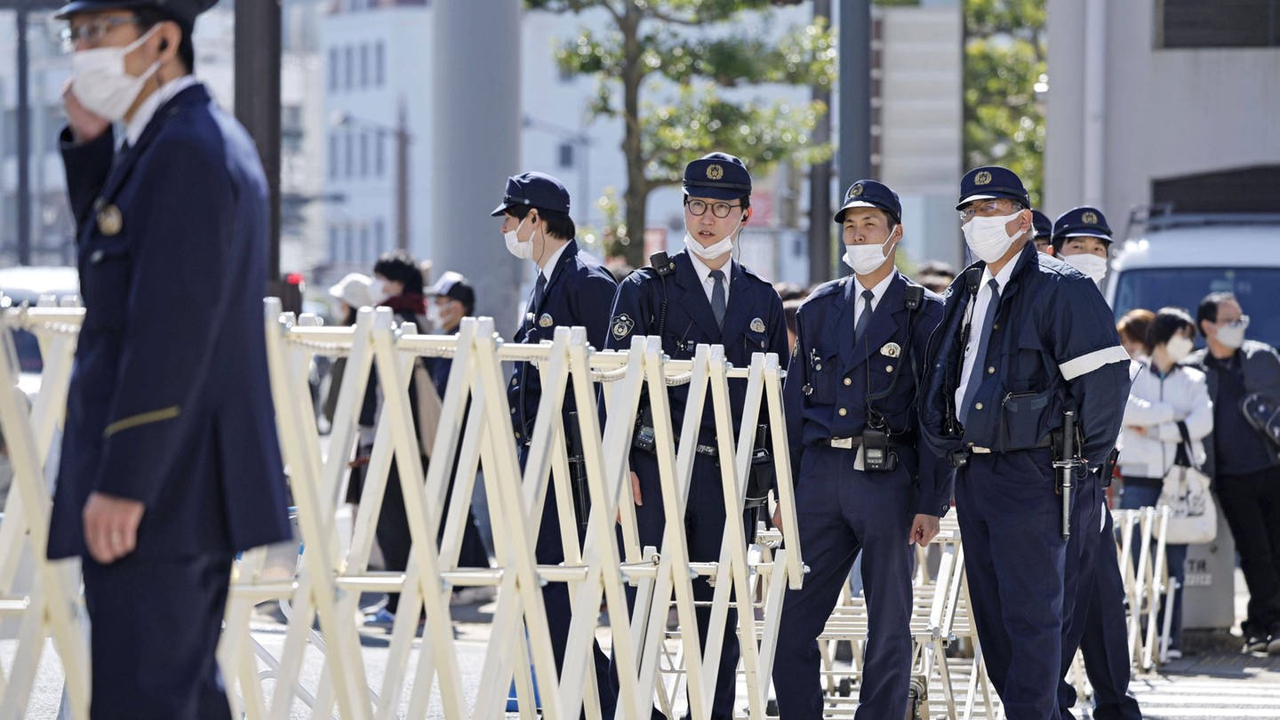 Polizei in Japan (Foto: IMAGO, IMAGO/Kyodo News)