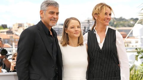 Zusammen mit Julia Roberts und George Clooney präsentierte Jodie Foster 2016 ihren Film „Money Monster“ in Cannes. (Foto: imago images, IMAGO / Future Image)