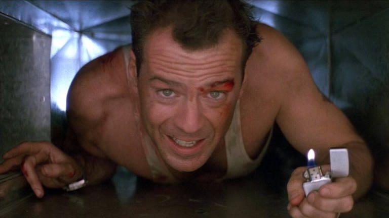 Bruce Willis als John McClane in Stirb Langsam (Foto: IMAGO, imago images/Mary Evans)