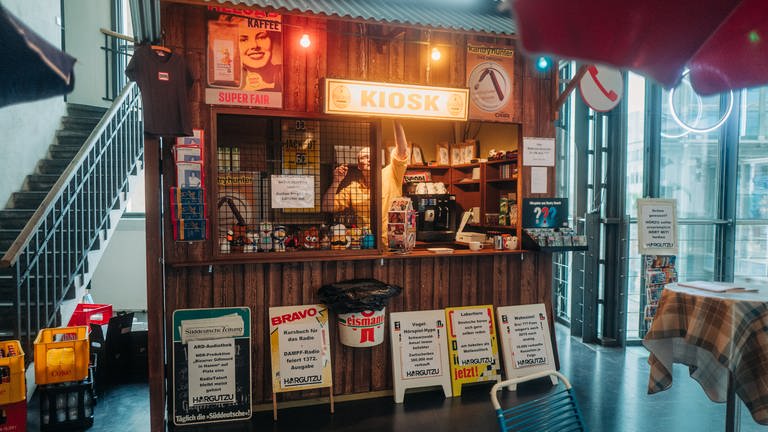 Helgas Hörspiel-Kiosk (Foto: SWR, Nico Neithardt)