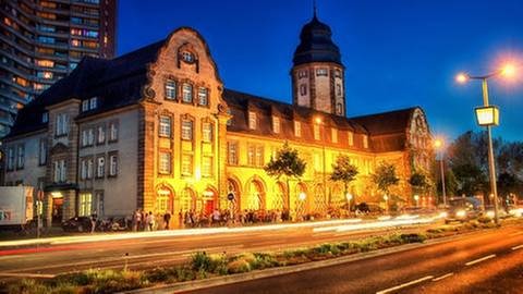 Alte Feuerwache Mannheim bei Nacht (Foto: © Alexander Rotzmann)