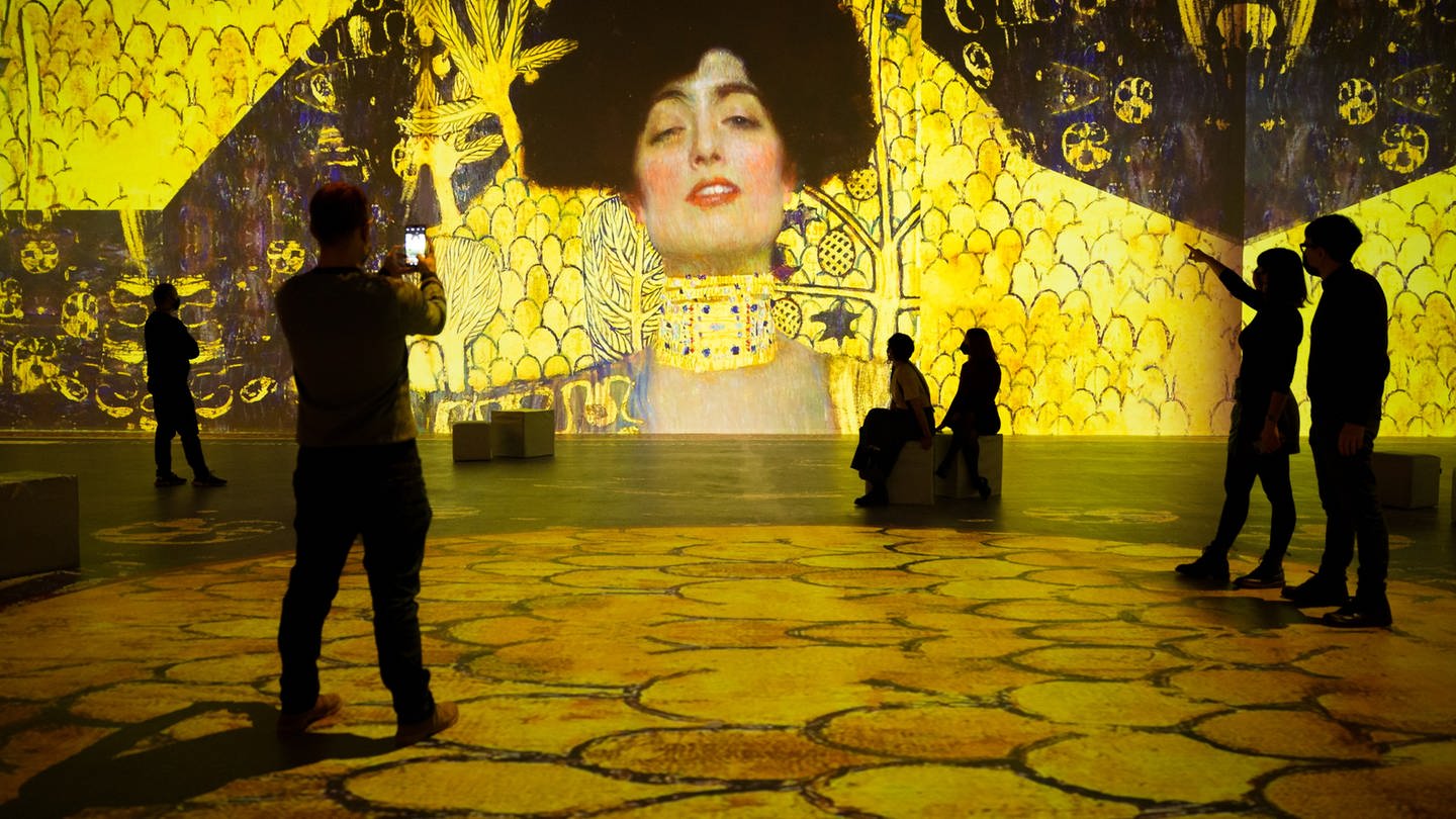 Bilder aus der immersiven Ausstellung zu Klimt (Foto: COFO Entertainment)