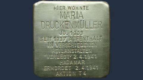 Aufnahme des Stolpersteins von Maria Druckenmüller (Foto: SWR, SWR - Elske Brault)