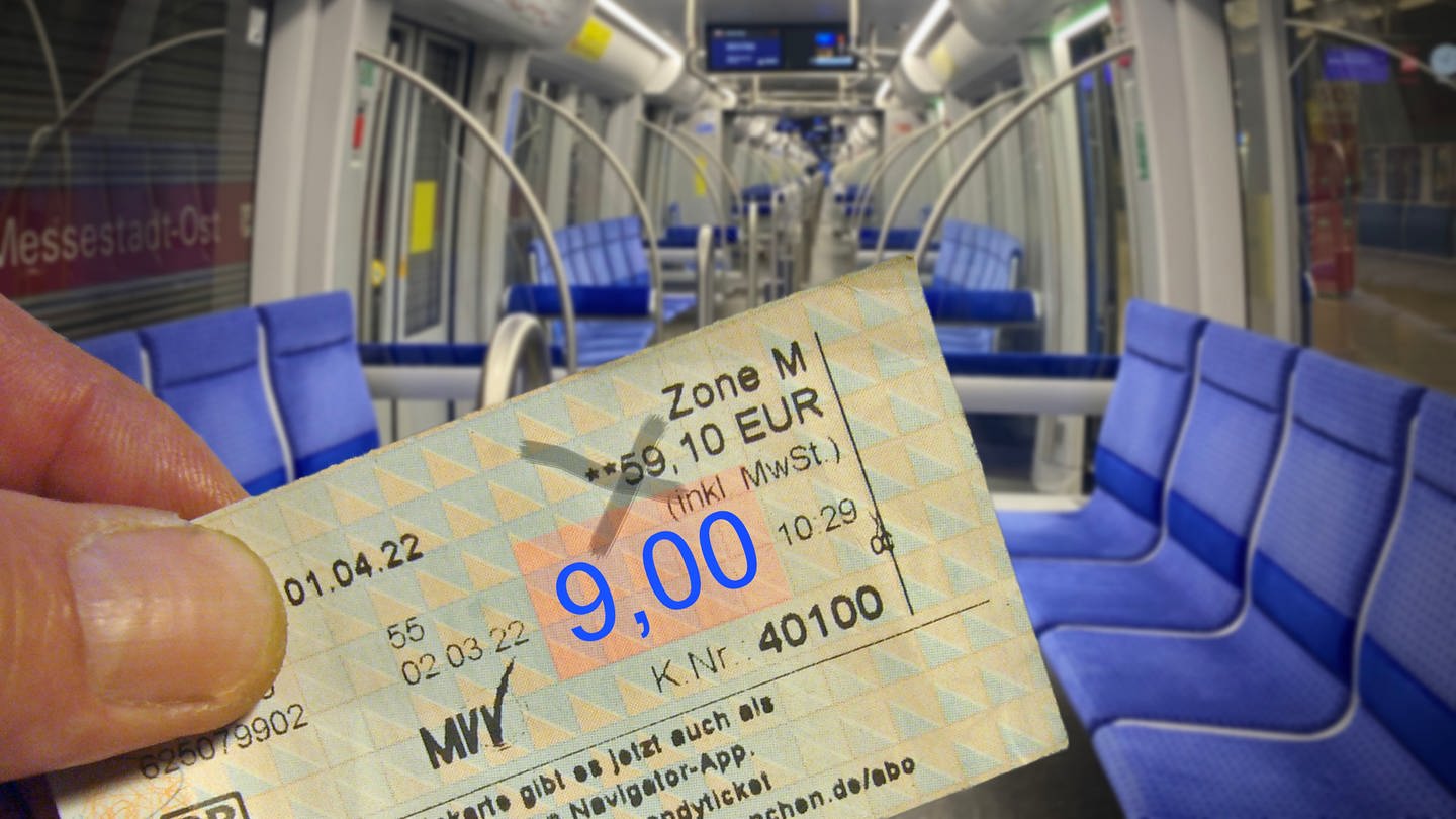 9-Euro-Ticket fuer Bus und Bahn