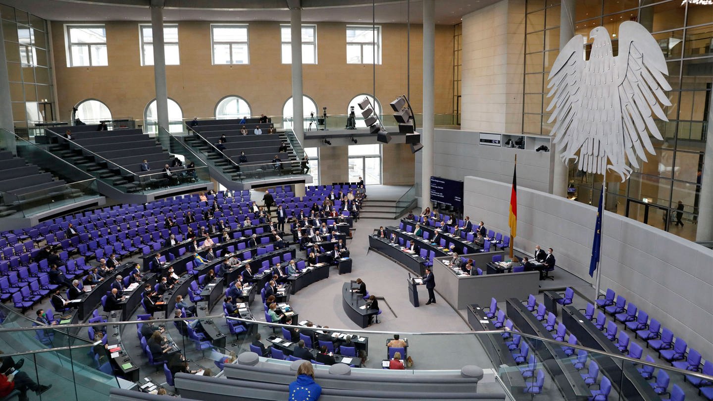 Plenarsaal der 20. Sitzung des Deutschen Bundestages im Reichstagsgebäude. Berlin, 17.03.2022