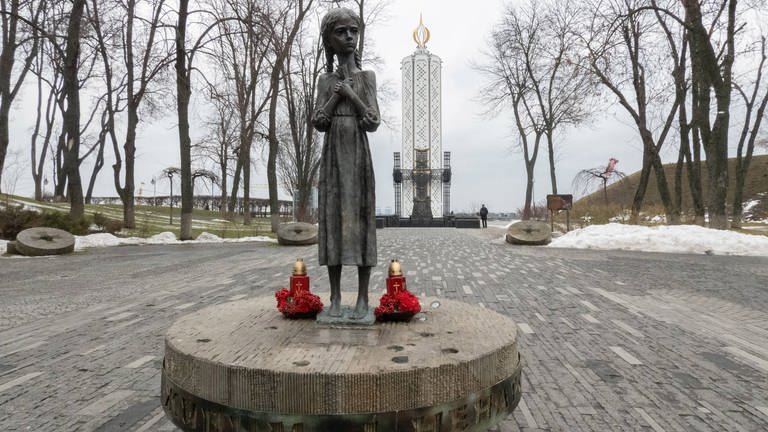 Holodomor-Denkmal in Kiew (Foto: IMAGO, IMAGO / ZUMA Wire / Bryan Smith)