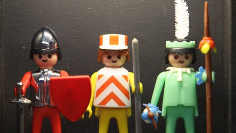 Die ersten Playmobilfiguren aus dem Jahr 1974 (Foto: picture-alliance / Reportdienste, picture alliance / dpa | Sebastian Willnow)