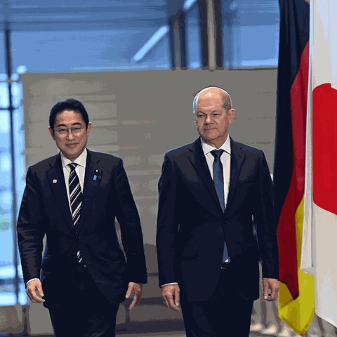 Neue Stufe der Beziehungen – Kanzler Scholz in Japan (Foto: picture-alliance / Reportdienste, David Mareuil)