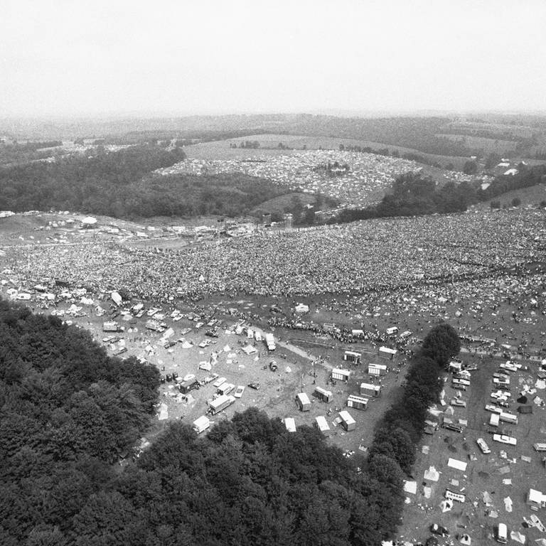 Das Festivalgelände von Woodstock (Foto: picture-alliance / Reportdienste, Steve Starr)