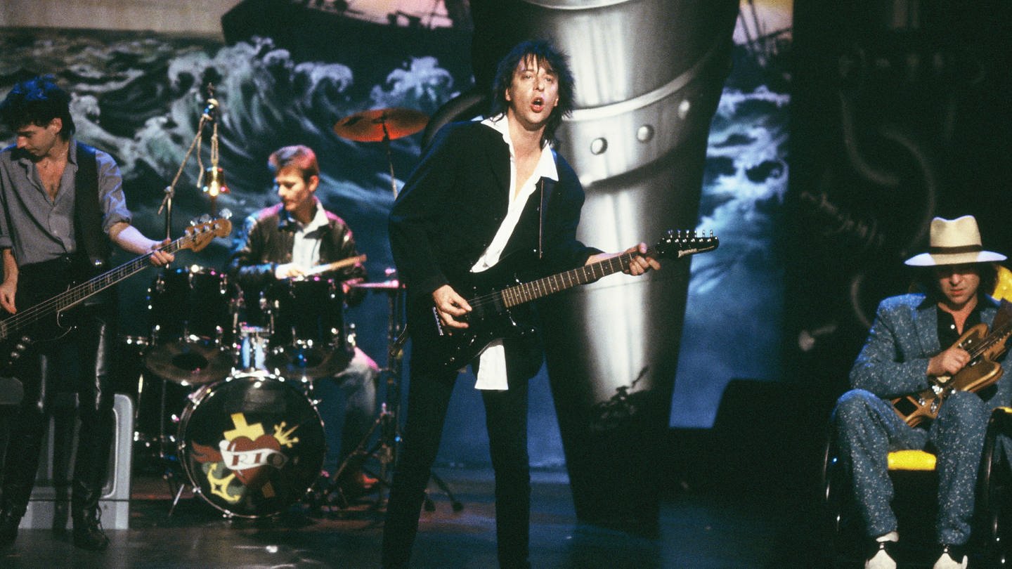 Rio Reiser und die Band „Ton Steine Scherben“ bei einem TV Auftritt im Jahre 1987 (Foto: picture-alliance / Reportdienste, Foto: Horst Galuschka)