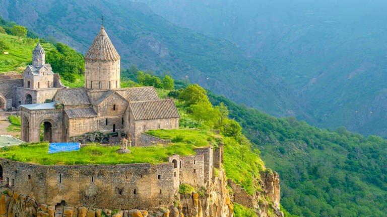 Tatev Monastery complex, Armenia  (Foto: IMAGO, IMAGO / Cavan Images)