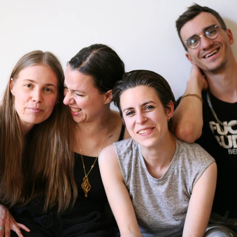 Die Gruppe “Queer Cheer” (Foto: Pressestelle, Friede Merz, Queer Cheer)