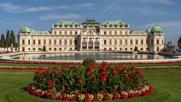 Schloss Belvedere Schlossgarten und das Obere Schloss Belvedere in Wien, Österreich, Europa (Foto: IMAGO, IMAGO / Peter Schickert)