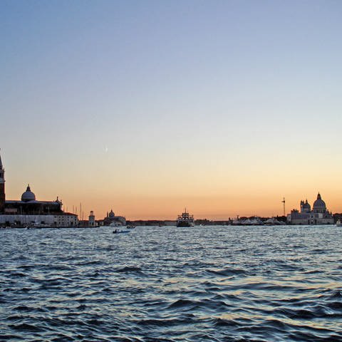 Venedig vom Meer aus fotografiert (Foto: Foto: Wolfgang Hamm)